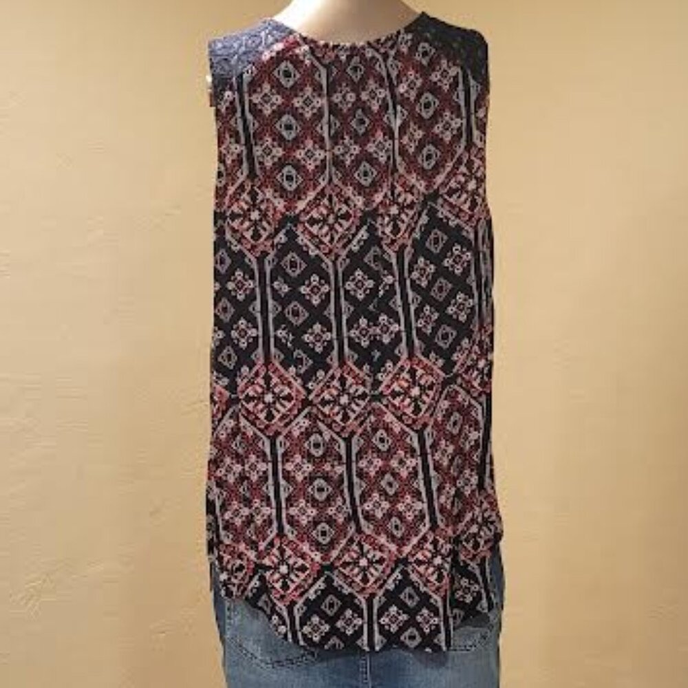 Relativity lace-up high-low v-neck tank blouse navy, red & white - Size XL - Picture 4 of 7